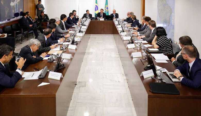 O segundo encontro de Bolsonaro com os ministros durou cerca de três horas