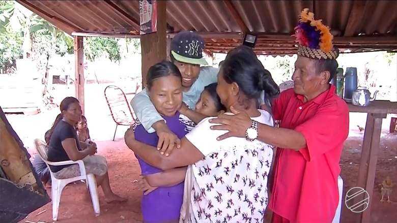 A indígena que avisou estar viva no próprio velório, reencontrou a família