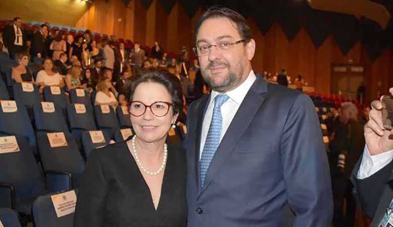 "Nós, empresários da agroindústria, estamos muito satisfeitos tendo a Tereza Cristina como ministra", ressaltou Longen