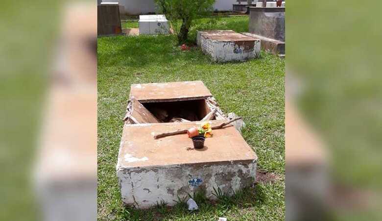 Secretaria Municipal de Serviços Públicos ressaltou que a responsabilidade por cuidar de túmulos é das famílias