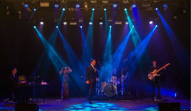 A inauguração foi prestigiada por cerca de 600 convidados com show do cantor Daniel Boaventura