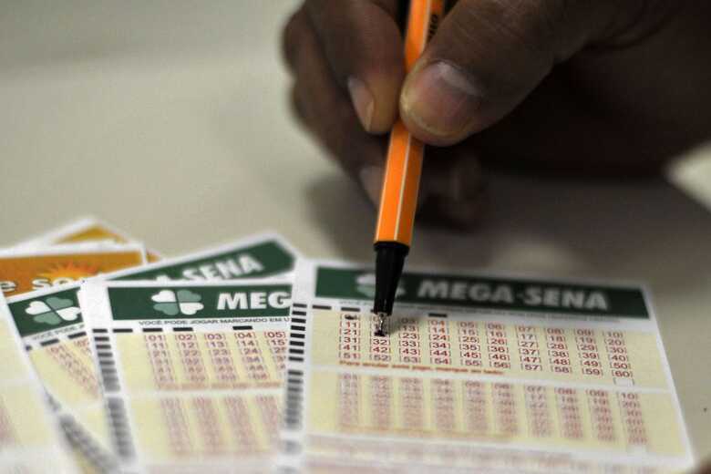 As apostas podem ser feitas até as 19h (horário de Brasília) nas lojas lotéricas credenciadas pela Caixa
