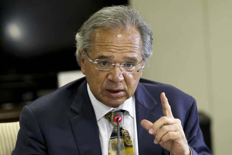 “Ninguém mexe nos direitos”, reforçou o ministro da Economia, Paulo Guedes