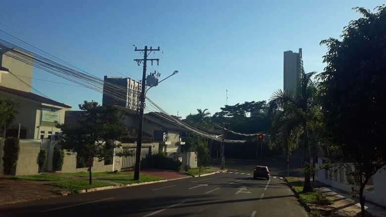 As temperaturas elevadas predominam em quase todo o estado