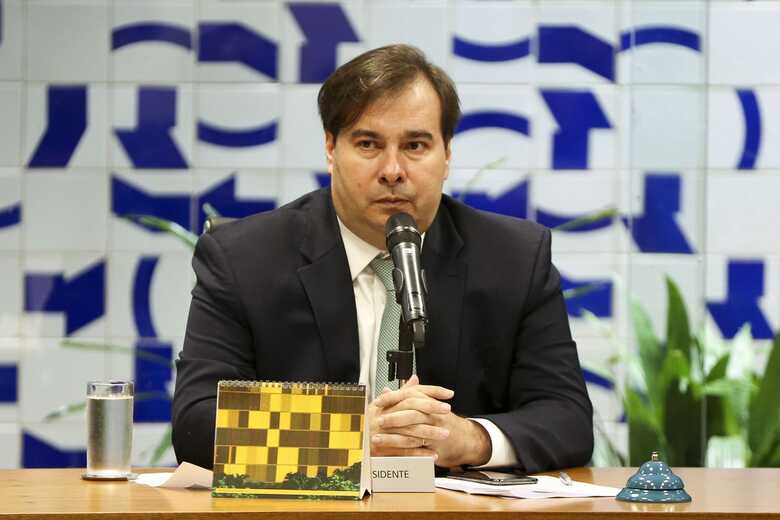 Rodrigo Maia e Bolsonaro se encontraram na manhã deste sábado (9)