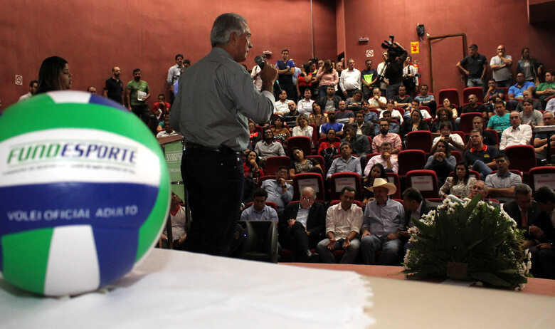 O governador participou da abertura do evento nesta manhã