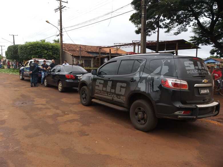 Polícia recolheu cinco cápsulas deflagradas de .40