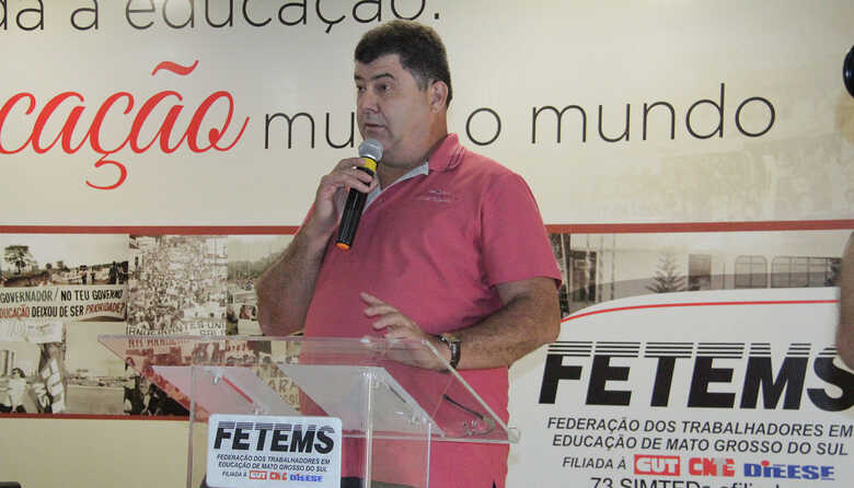 Professor Jaime Teixeira, presidente da Fetems
