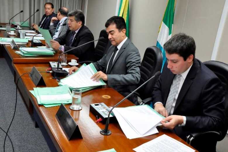 Os deputados, João Catan, Marçal Filho, Lídio Lopes, Barbosinha e Gerson Claro