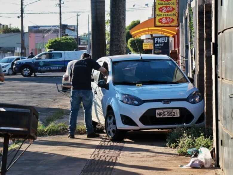 Valério Encina, 47 anos, foi encontrado morto dentro do carro dele
