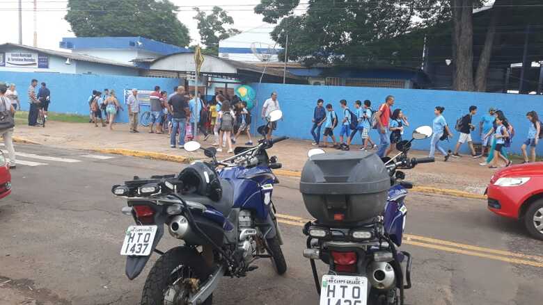 Rondas são realizadas nas proximidades de instituições de ensino da capital e também com orientações sobre o trânsito