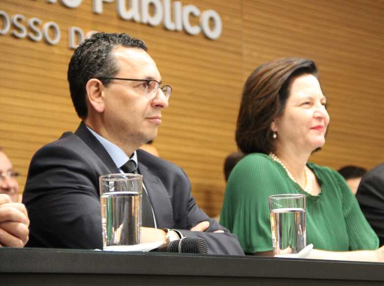O procurador-geral do MP-MS, Paulo Passos, e a procuradora-geral da República, Raquel Dogde