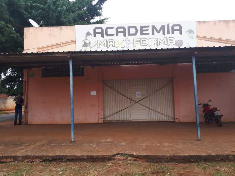Academia interditada