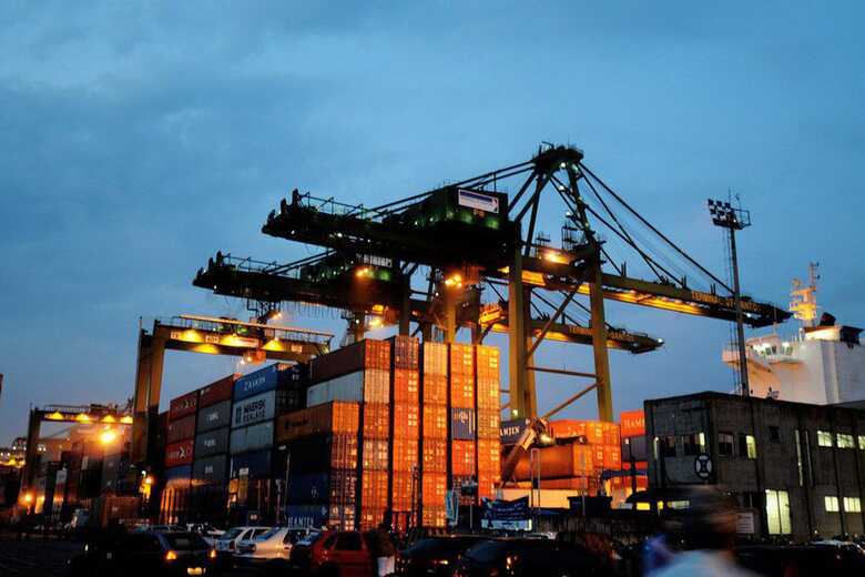 As importa&ccedil;&otilde;es de bens de consumo ca&iacute;ram 6,6%