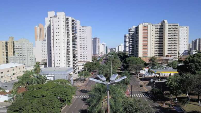 Avenida Afonso Pena, região central de Campo Grande