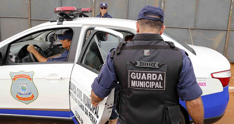 O guarda municipal possui vários atestados médicos, que constam em seu histórico