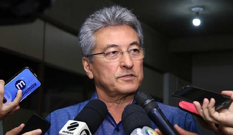 secretário de Estado de Administração e Desburocratização, Roberto Hashioka
