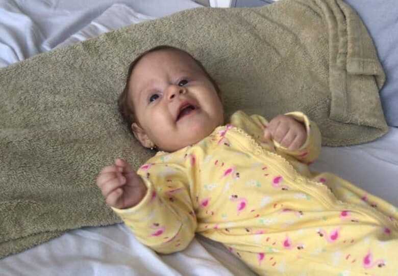 Melissa tem cinco meses e precisa passar pela cirurgia antes de completar oito meses