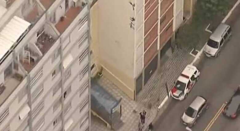 Ela foi socorrida e levada ao pronto socorro em estado grave, com escoriações e fraturas