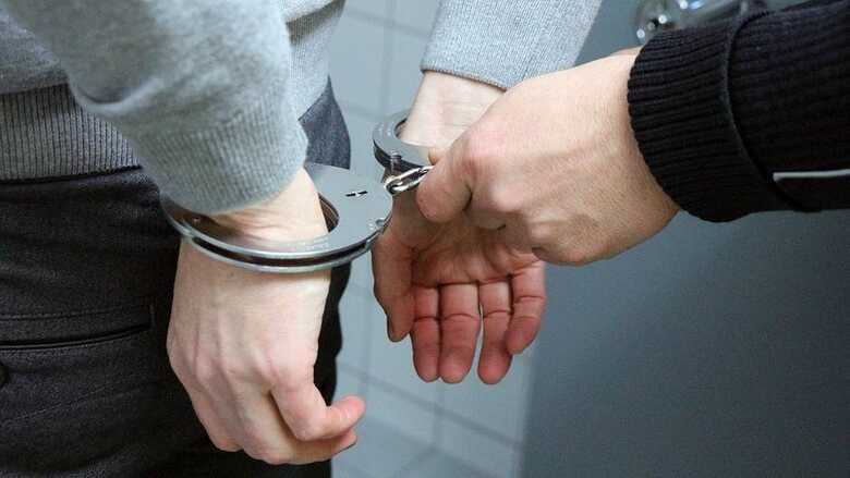 As buscas determinadas pela Justiça estão sendo cumpridas pelo Serviço de Investigações Gerais (SIG)