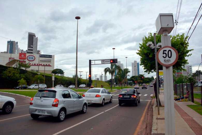 32 pontos de vias na capital estão sendo monitorados de forma eletrônica e fixa