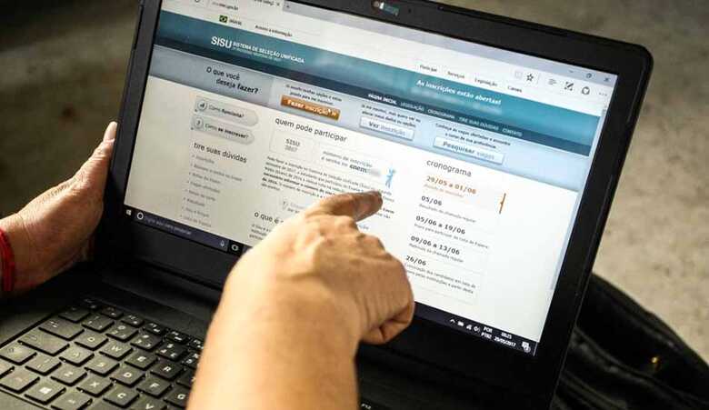 O Sisu oferece vagas em instituições públicas de ensino superior a estudantes que fizeram o Enem