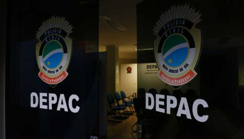 Conforme o registro policial, houve denúncia sobre o tráfico de drogas no local