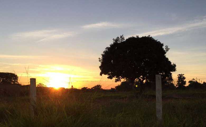 A temperatura máxima é de 32ºC e a temperatura mínima deve ficar em 19ºC