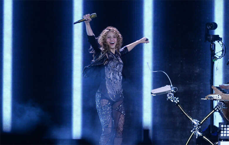 Shakira durante um show da "El Dorado World Tour" em S&atilde;o Paulo, no ano passado