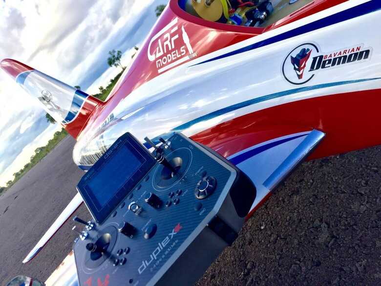 Rádio de aeromodelo roubado no bairro Taveirópolis