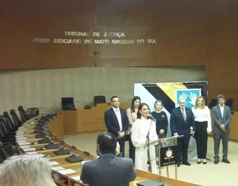 Luiza Brunet vira embaixadora do programa Mãos Empenhadas