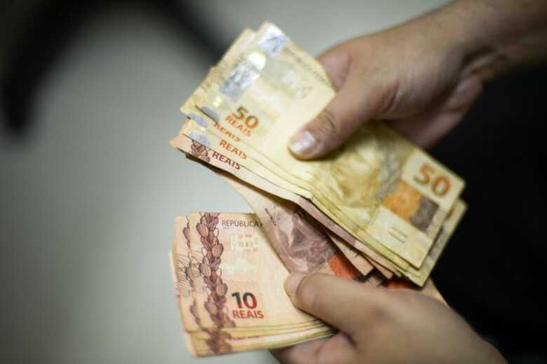 O pagamento representa injeção de R$ 450 milhões na economia