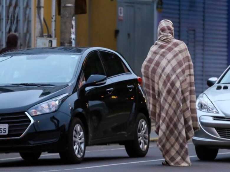 A umidade relativa do ar máxima é de 65%