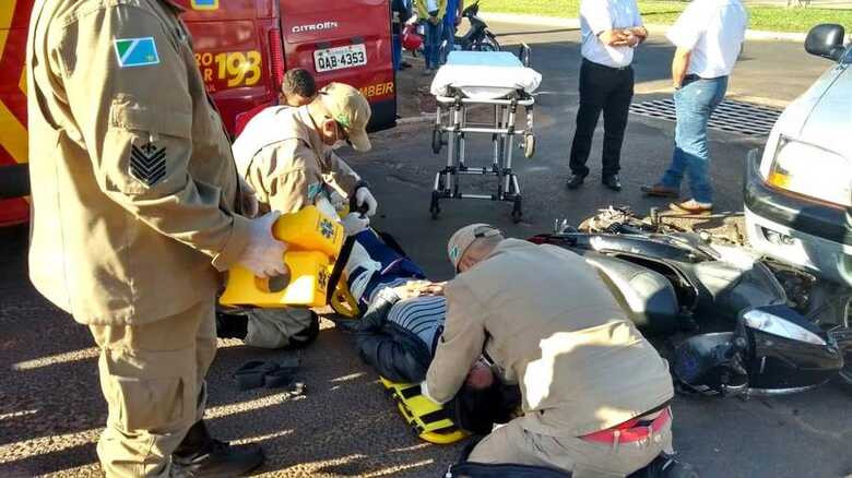 A vítima foi socorrida e levada para uma unidade hospitalar em Nova Andradina