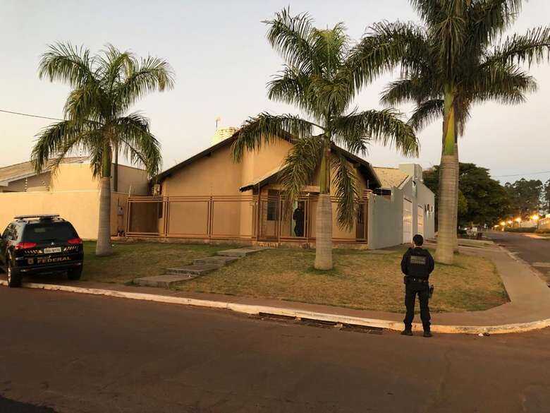 Casa de um dos envolvidos no contrabando de cigarros que circulavam pelo Brasil com apoio de policiais rodoviários