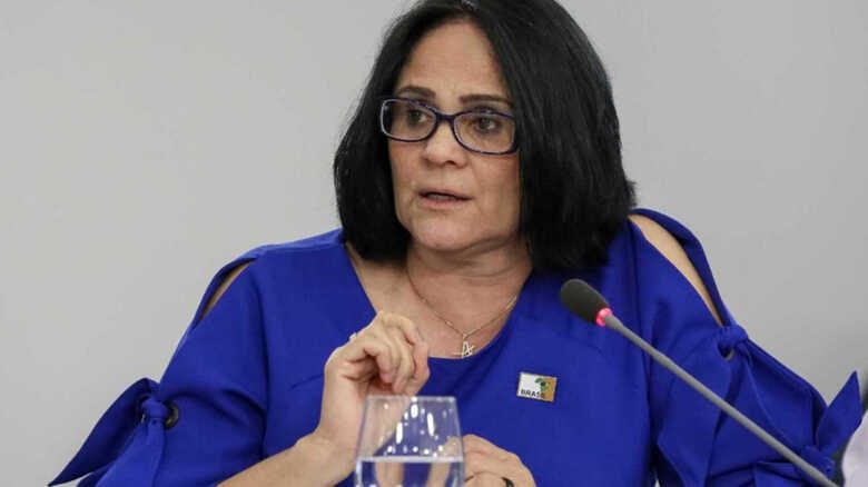 Diverg&ecirc;ncias ideol&oacute;gicas n&atilde;o podem afetar a condu&ccedil;&atilde;o do trabalho, diz a ministra
