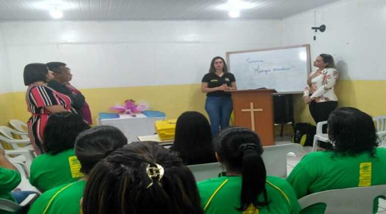 No total 8 detentas se capacitaram