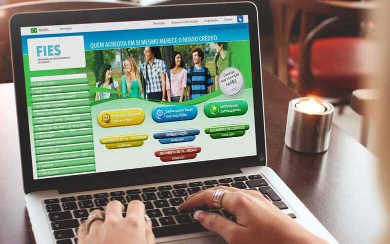 A partir desta segunda-feira e até 23 de agosto, estudantes poderão ser convocados pelo Fundo de Financiamento Estudantil (Fies