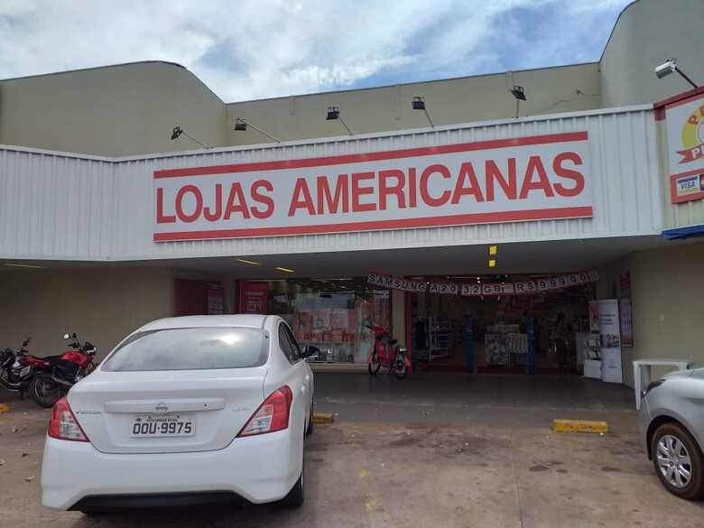 Lojas Americana da avenida Júlio de Castilho