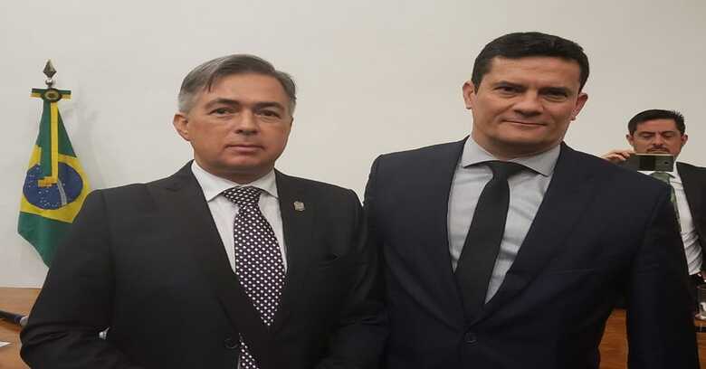 Secretário de Estado de Justiça e Segurança Pública com Sergio Moro, ministro da Justiça e Segurança Pública