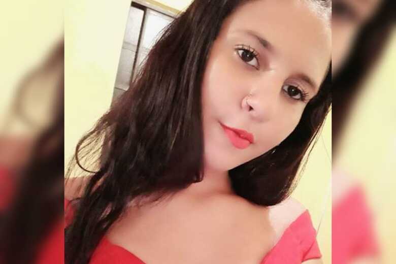Anny Beatriz Figueiredo da Costa, de 15 anos, desapareceu no bairro Paulo Coelho Machado, na manhã de terça-feira (16)