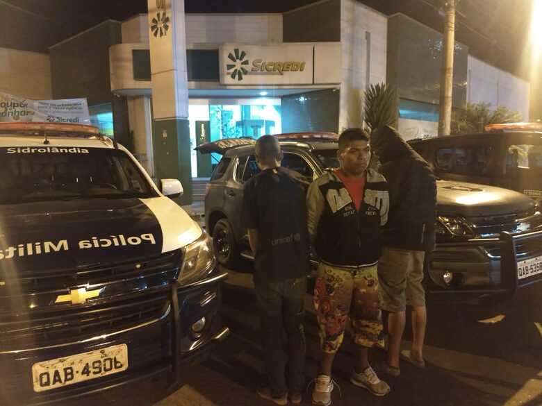 Michael e os outros dois menores teriam ido de Campo Grande à Sidrolândia cometer o crime