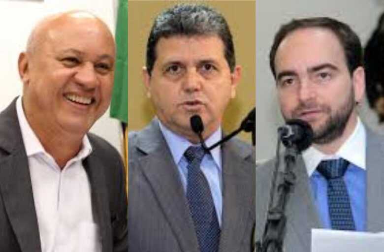O secretário de Reinaldo, Carlos Alberto Assis, o presidente da Câmara, João Rocha e o vereador João César Matogrosso