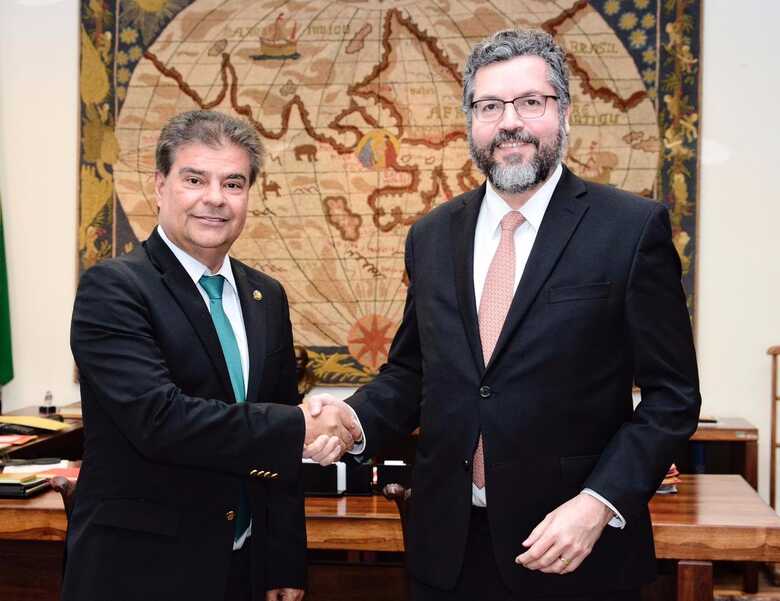 Senador Nelsinho Trad (PSD/MS) e o ministro de Estado das Relações Exteriores, embaixador Ernesto Araújo
