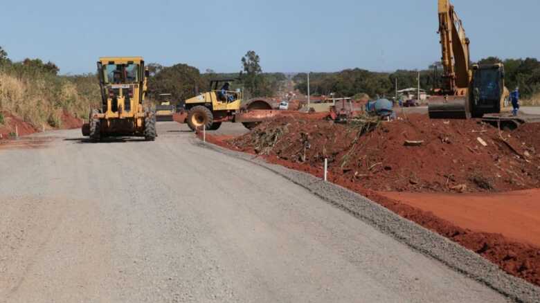 Serão feitos acessos a 24 propriedades que margeiam os 24 quilômetros do traço deste último braço do macroanel