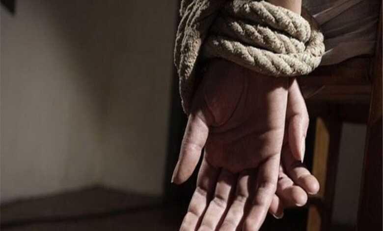 Os documentos pessoais dela, celular e cart&otilde;es estavam todos dentro da bolsa e foram levados