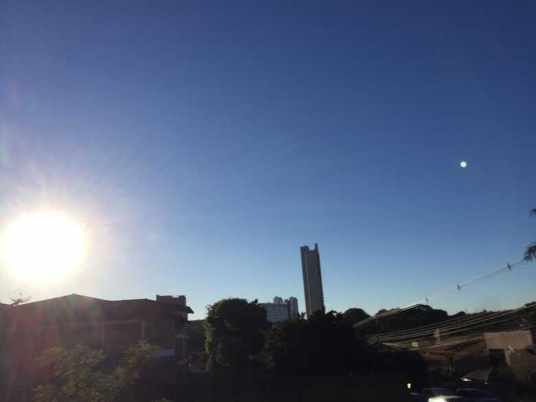 Os termômetros podem registrar temperatura máxima de 36ºC