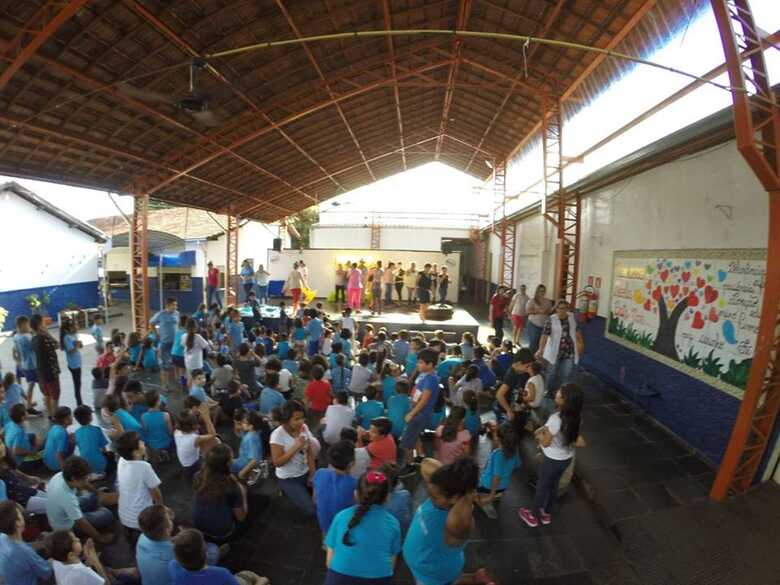 "Pit Stop pela Vida" ocorrerá na Escola Municipal Bernardo Franco Baís por volta de 10h30