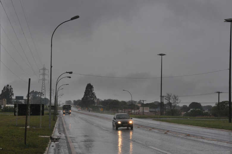 Os termômetros podem chegar aos 32°C e a mínima ficar em 16ºC