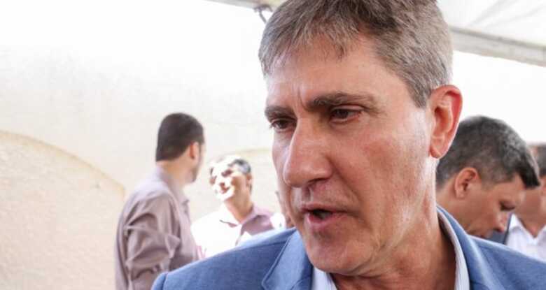 Secretário de Infraestrutura, Rudi Fiorese, afirma que após escolhida a empresa assinará contrato com a prefeitura e ja pode iniciar as obras